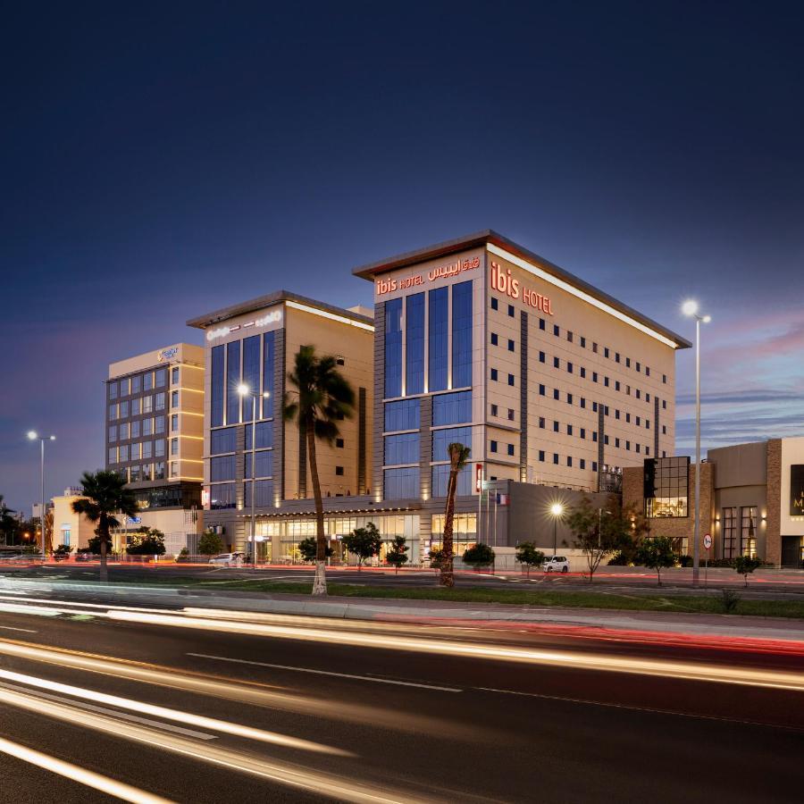 Отель Ibis Jeddah Malik Road Экстерьер фото