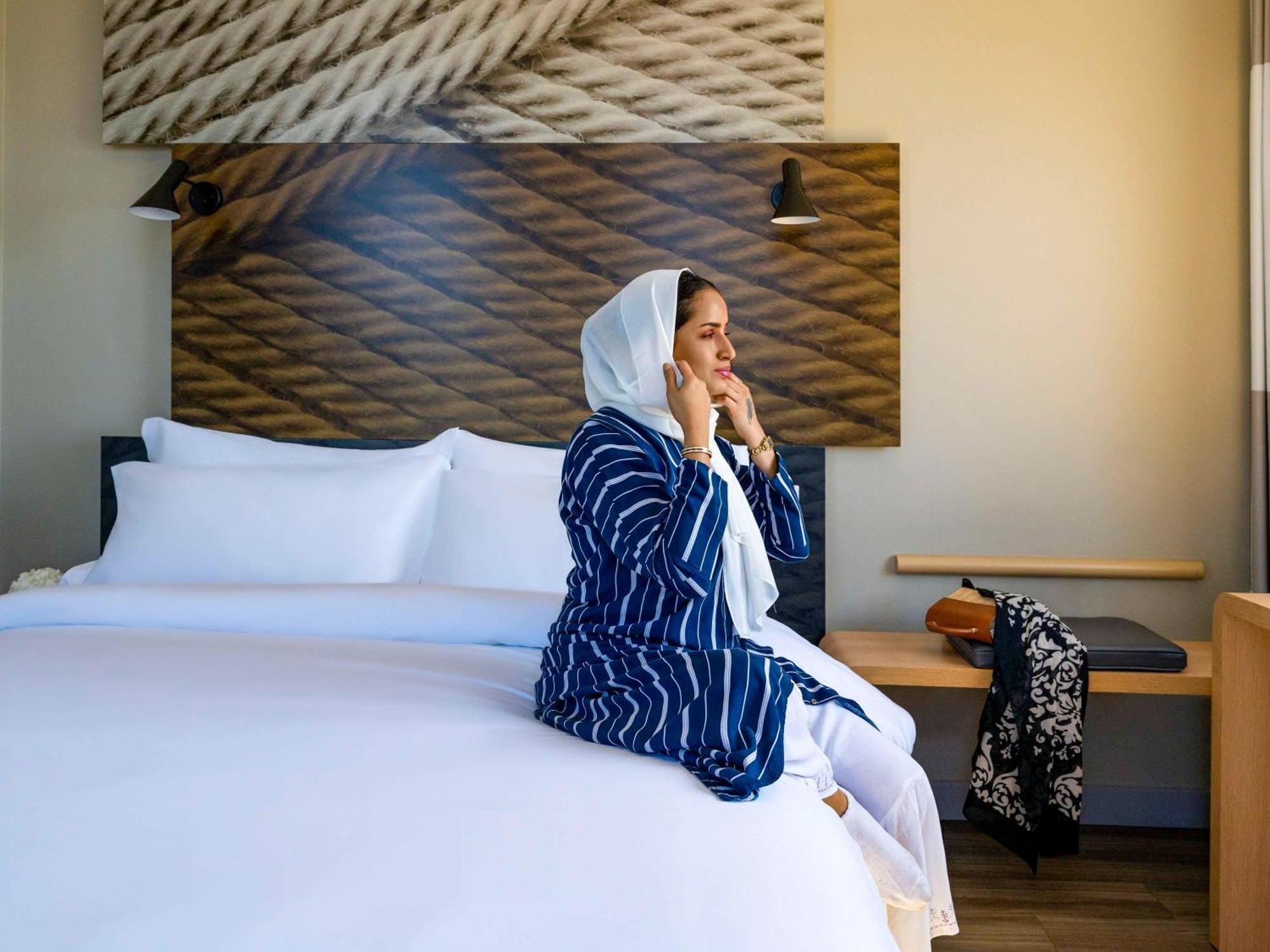 Отель Ibis Jeddah Malik Road Экстерьер фото